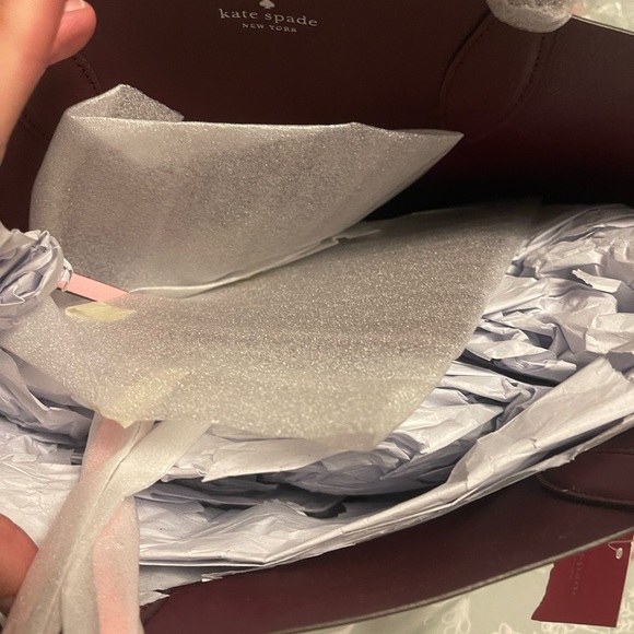 Kate Spade Arch Love Birds Small Reversible Tote Leather Multi, New Sealed, $299 - Picture 6 of 12